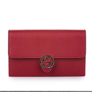 💜GUCCI red interlocking G leather wallet💜